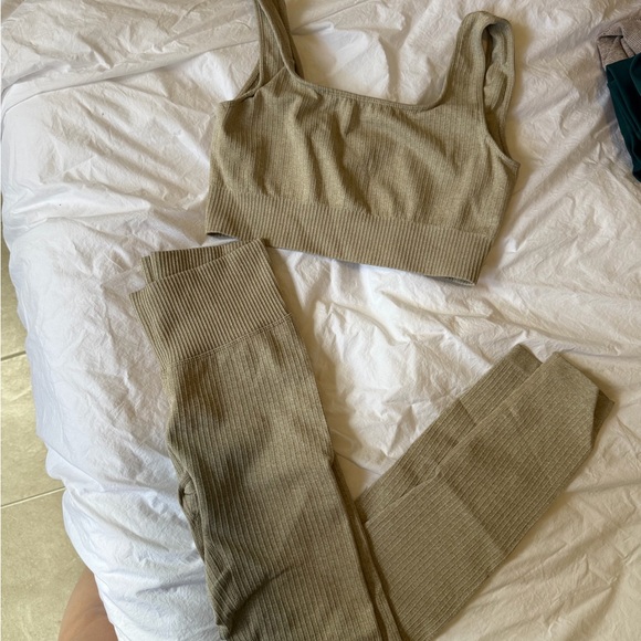 Ribbed Tan Matching Workout Set - Picture 5 of 5